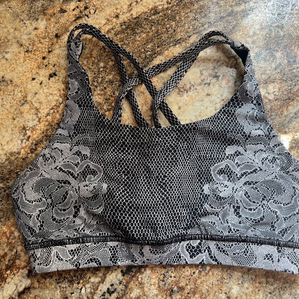 Elegant Lace Women's Bralette - Black nulux energy